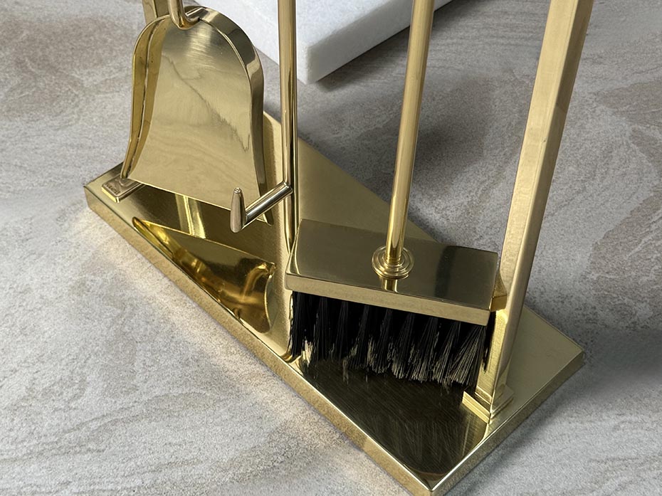 Каминный набор с дровницей FURNITEK FG-01123 полированная латунь