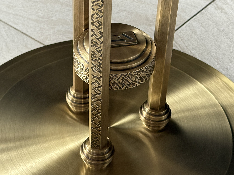 Стол кофейный FURNTEK Ar-Deco FG-206 круглый античная латунь