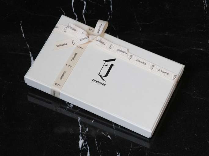 Футляр кожаный для очков FURNITEK FG-0101511 в подарочной коробке