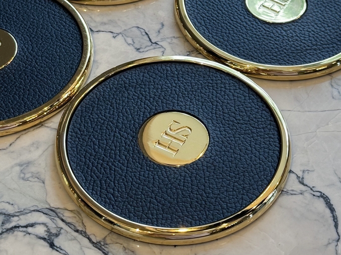 Набор премиальных костеров из натуральной кожи FURNITEK FG-420 (5шт) цвет чёрный