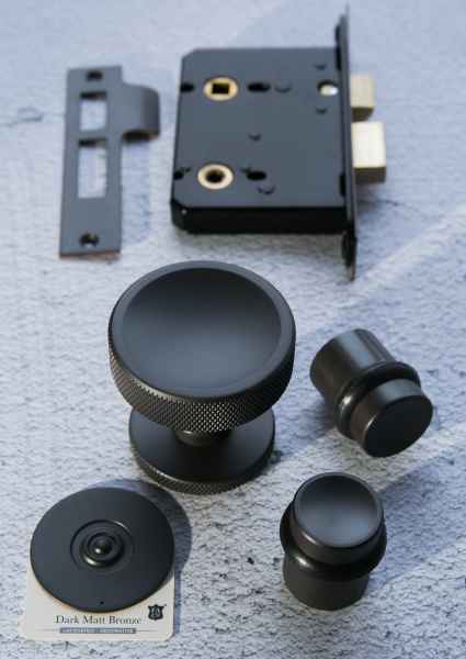 Ручки-кнобы Frank Allart чёрная бронза